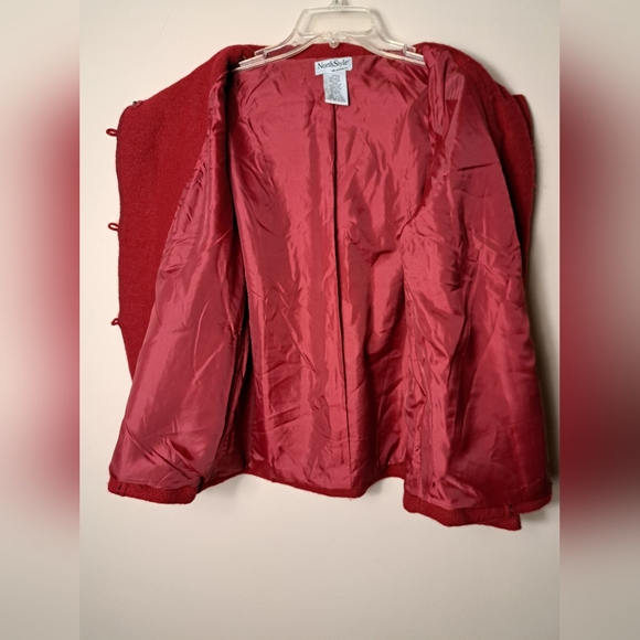 NorthStyle 100% Wool Embroidered Nordic Style Toggle Button Closure Red Sz Large - Picture 11 of 13